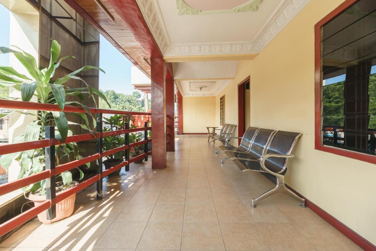 Reddoorz At Sedayu 1 Parapat Extérieur photo